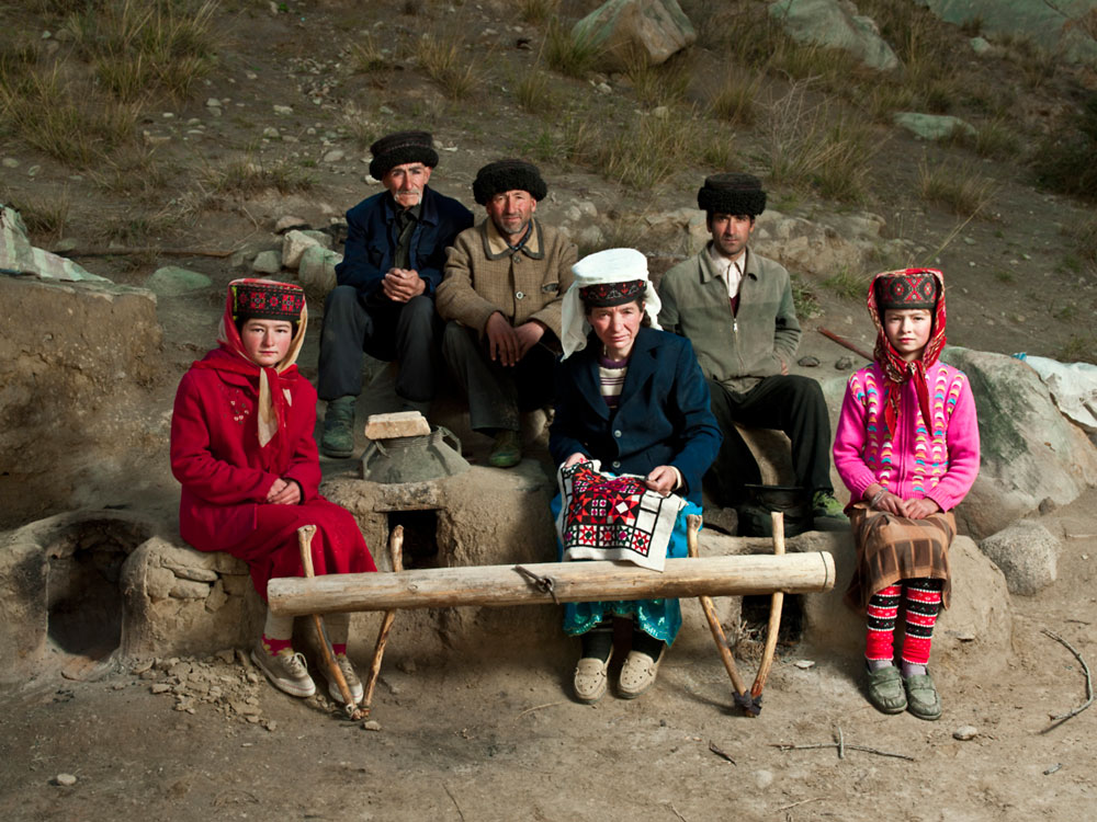 Признает ли Душанбе памирцев национальным меньшинством?
