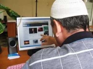 Жители Таджикистана чаще стали пользоваться интернетом