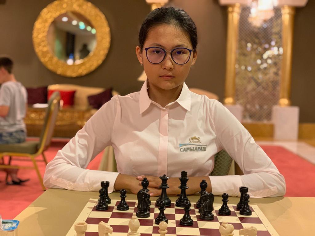 Спортсменка по шахматам Бибисары Асаубаева из Казахстана