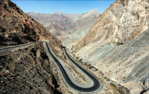 Китай пробивает дорогу в Таджикистан
