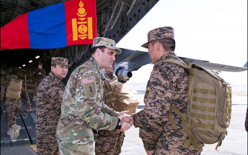 В частях минобороны Монголии английский язык становится обязательным